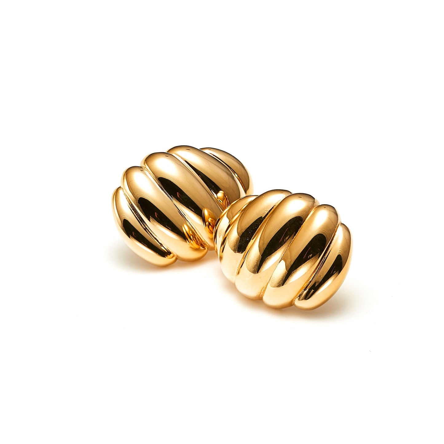 Textured oval earrings in 14k gold-plated stainless steel
