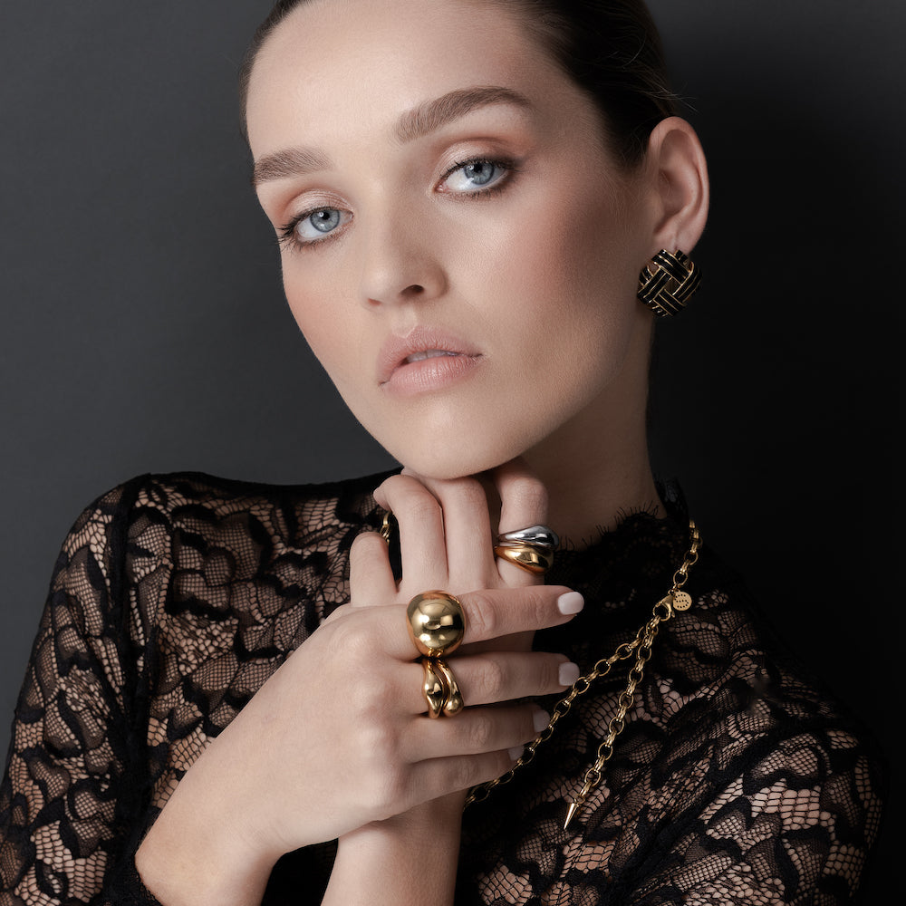 Statement rings in 14k gold-plated stainless steel