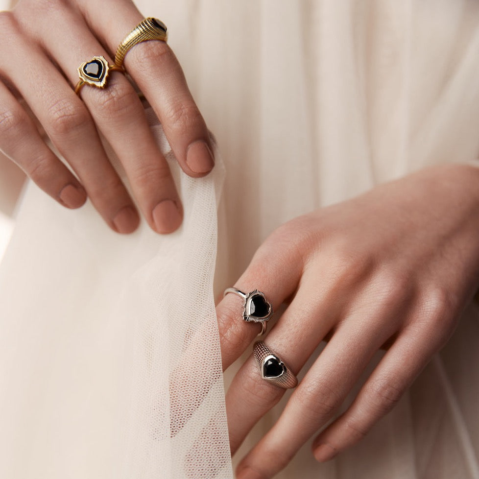 Silk & Steel Jewellery Romantique Signet Ring Black Spinel + Gold