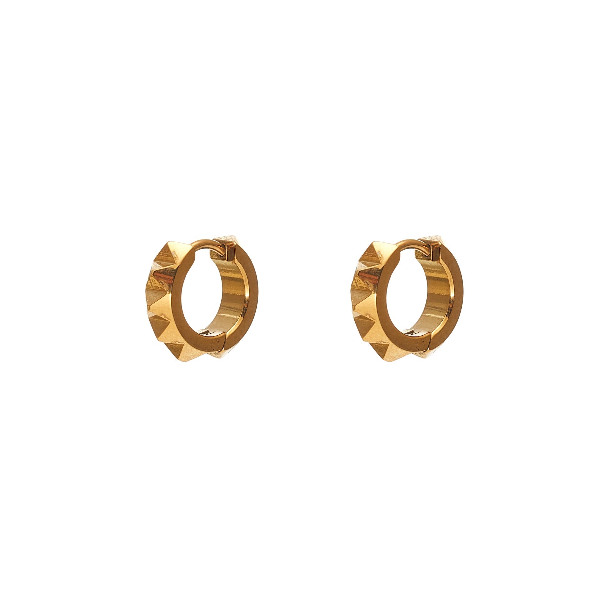 Mini sleeper hoop earrings with a pyramid spike detail in 14k gold-plated stainless steel